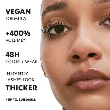 LASH CLASH EXTREME VOLUME WATERPROOF MASCARA
