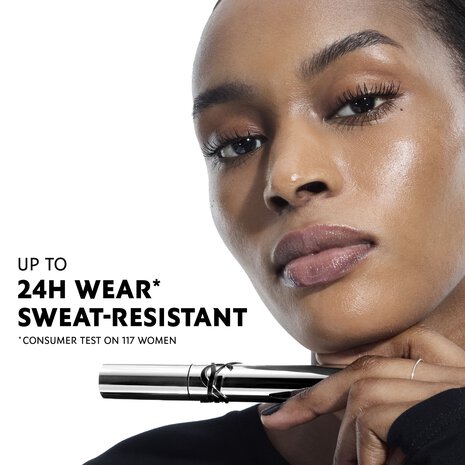LASH LATEX MASCARA